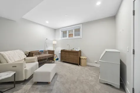 2324 North Winchester Avenue Chicago IL 60614