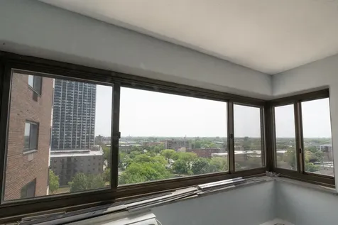 7337 South South Shore Drive Chicago IL 60649