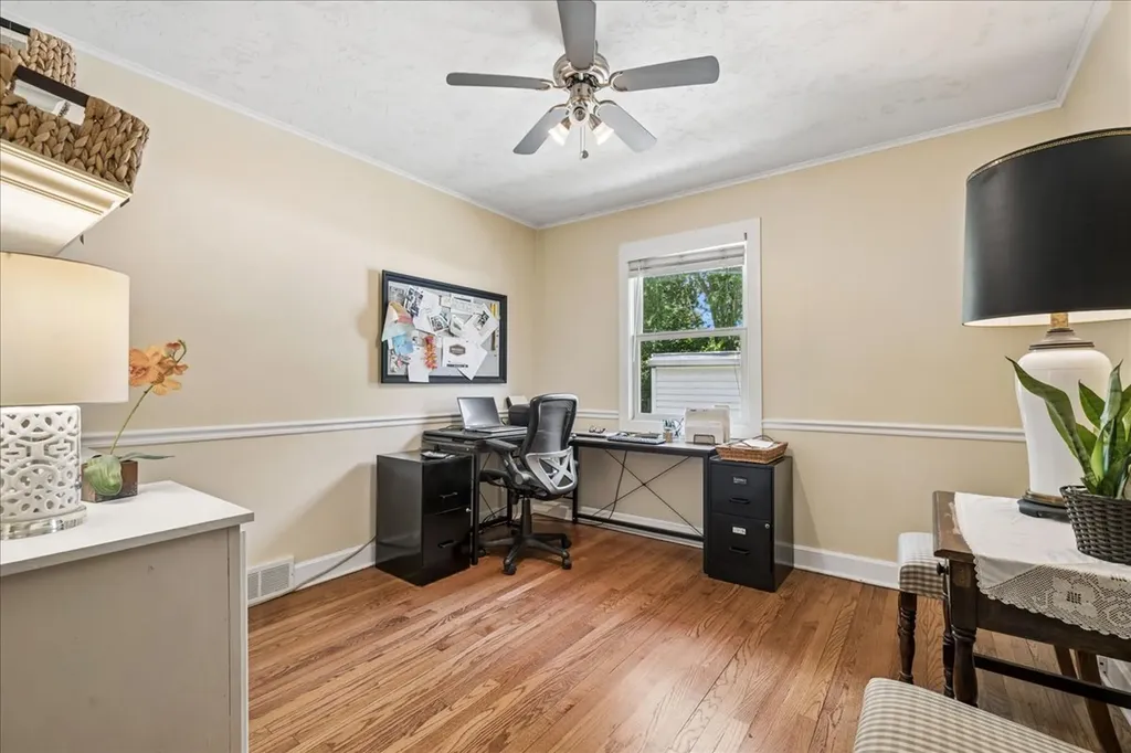 113 Hilltop Drive Lake In The Hills IL 60156