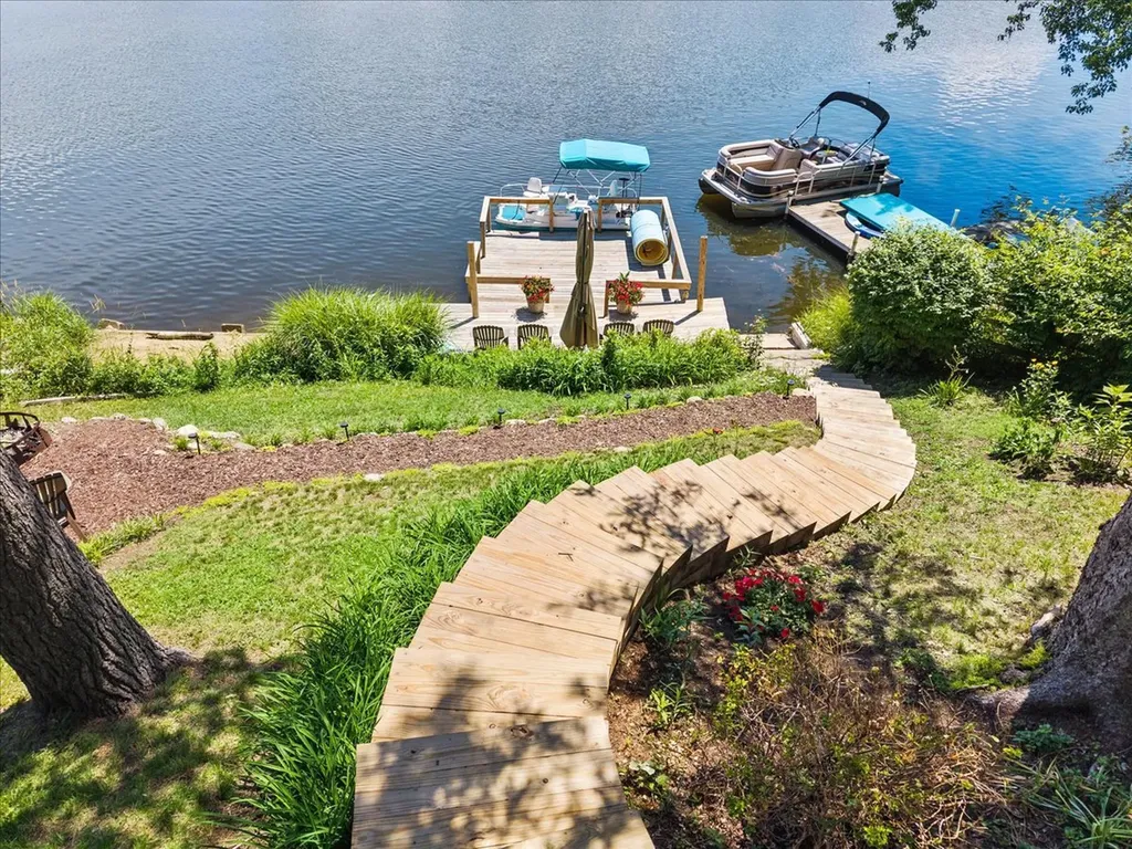 113 Hilltop Drive Lake In The Hills IL 60156