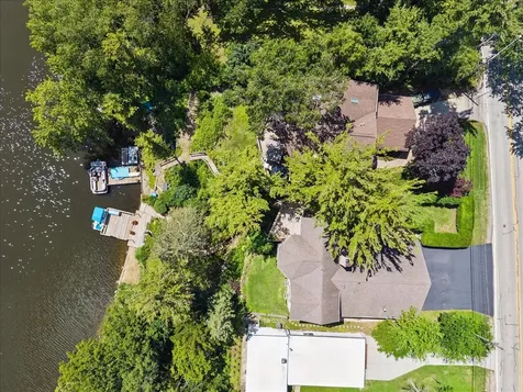 113 Hilltop Drive Lake In The Hills IL 60156