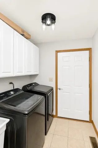 246 Red Hawk Road Hampshire IL 60140