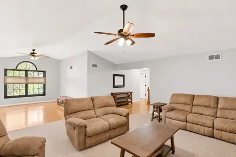 246 Red Hawk Road Hampshire IL 60140