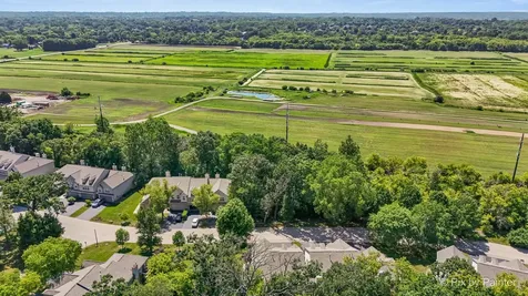 2741 Cobblestone Drive Crystal Lake IL 60012