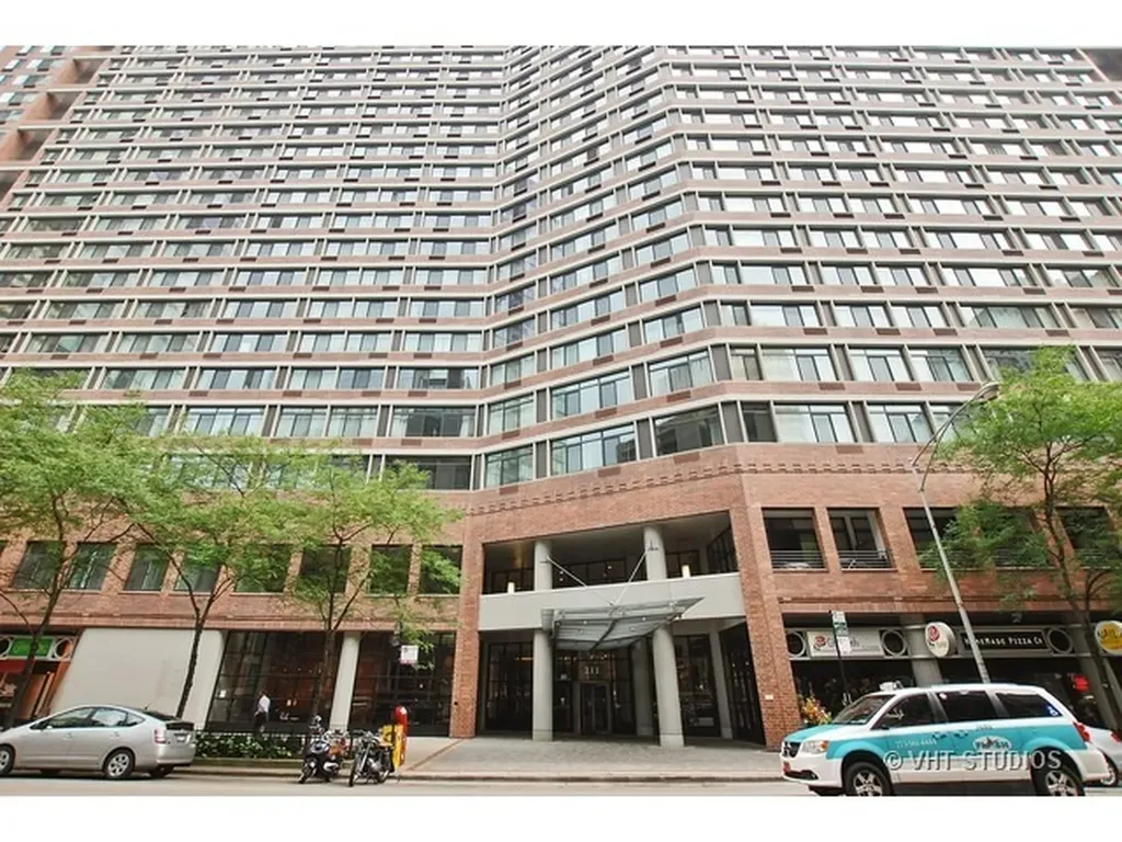 211 East Ohio Street Chicago IL 60611