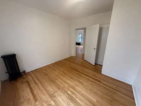 7349 North Damen Avenue Chicago IL 60645