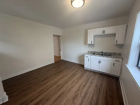 7349 North Damen Avenue Chicago IL 60645