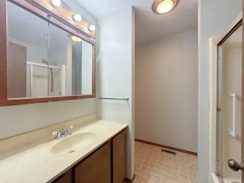 2137 Ivy Court Champaign IL 61821
