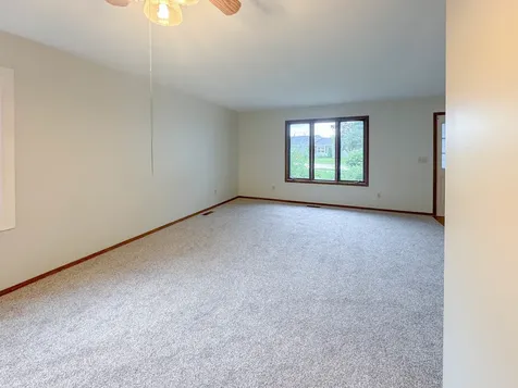 2137 Ivy Court Champaign IL 61821