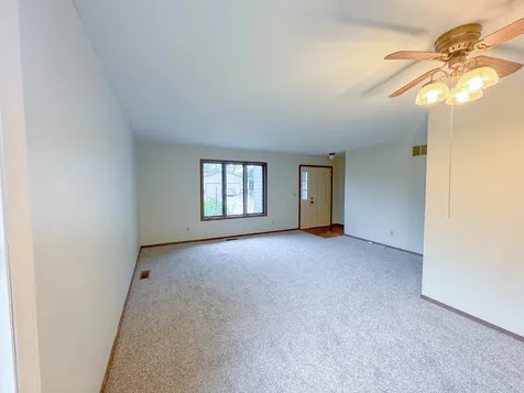 2137 Ivy Court Champaign IL 61821