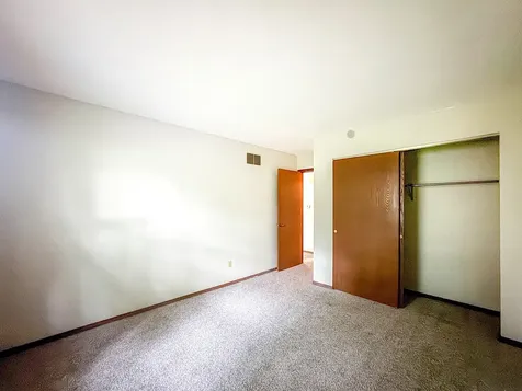 2137 Ivy Court Champaign IL 61821