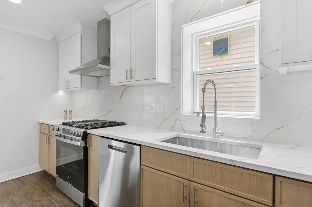 4903 North Moody Avenue Chicago IL 60630