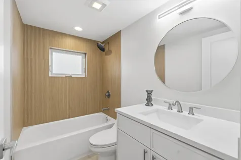 4903 North Moody Avenue Chicago IL 60630
