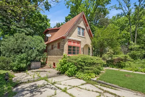 1060 Deerfield Road Deerfield IL 60015