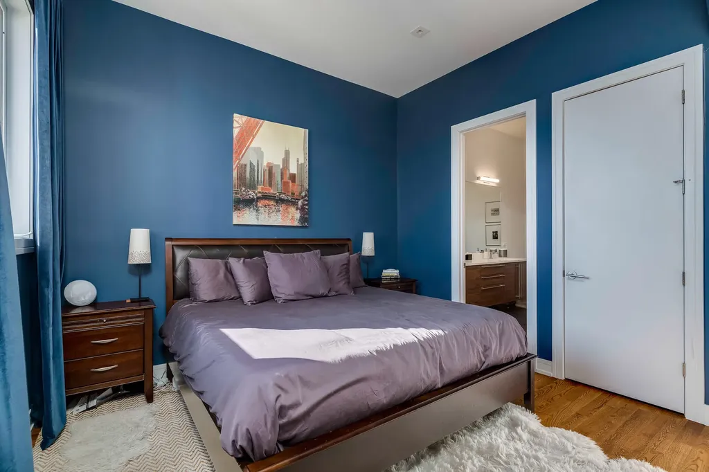 2869 West Lyndale Street Chicago IL 60647