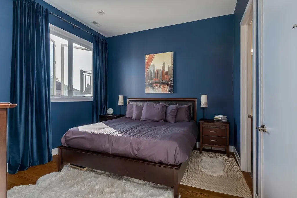 2869 West Lyndale Street Chicago IL 60647