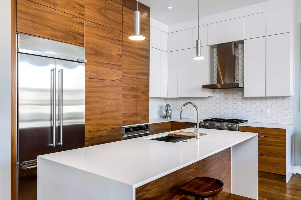 2869 West Lyndale Street Chicago IL 60647