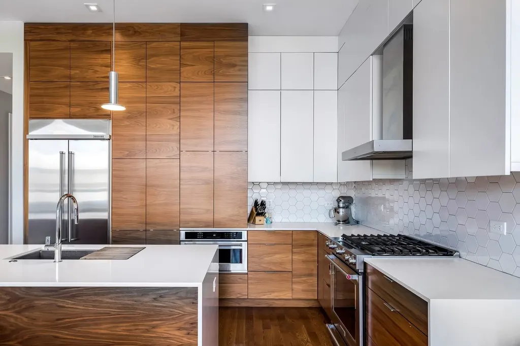 2869 West Lyndale Street Chicago IL 60647