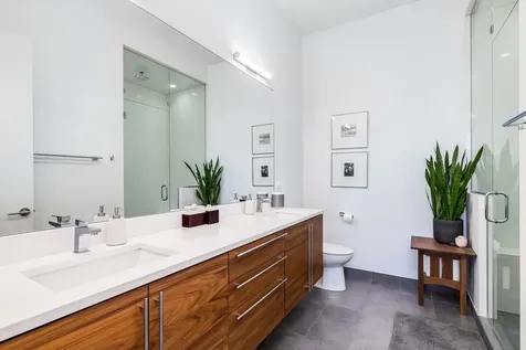 2869 West Lyndale Street Chicago IL 60647