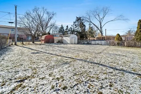 2017 East Seneca Lane Mount Prospect IL 60056