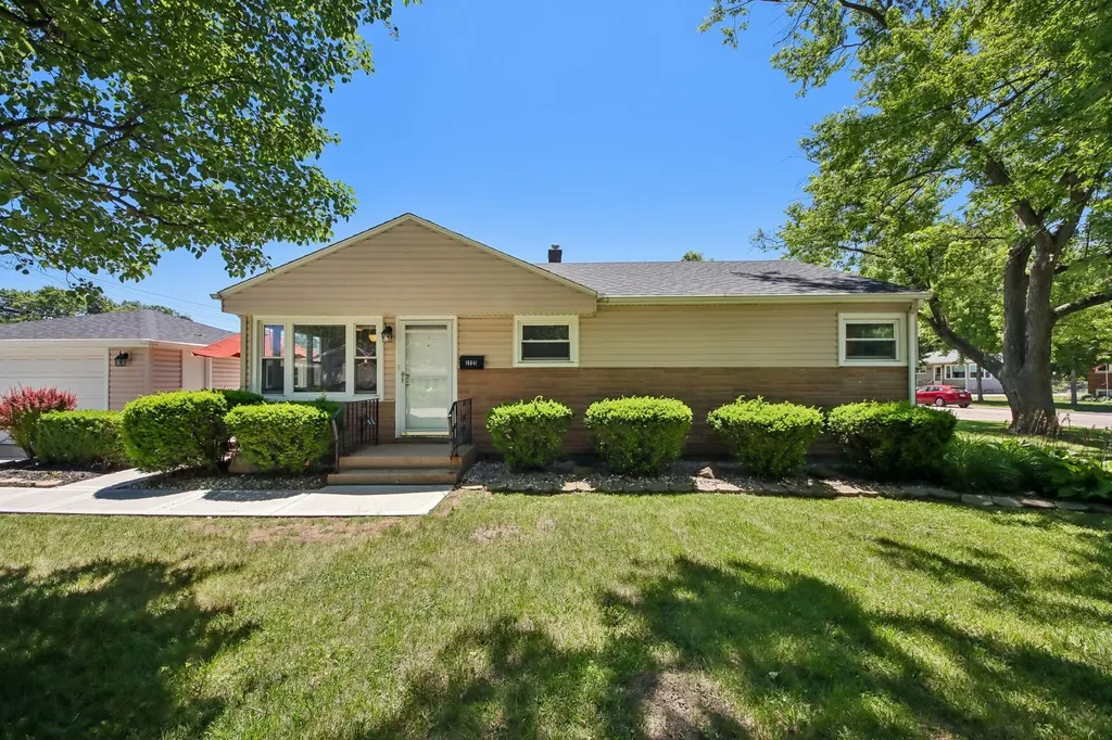 16841 Willow Lane Drive Tinley Park IL 60477