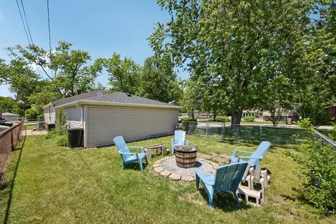 16841 Willow Lane Drive Tinley Park IL 60477