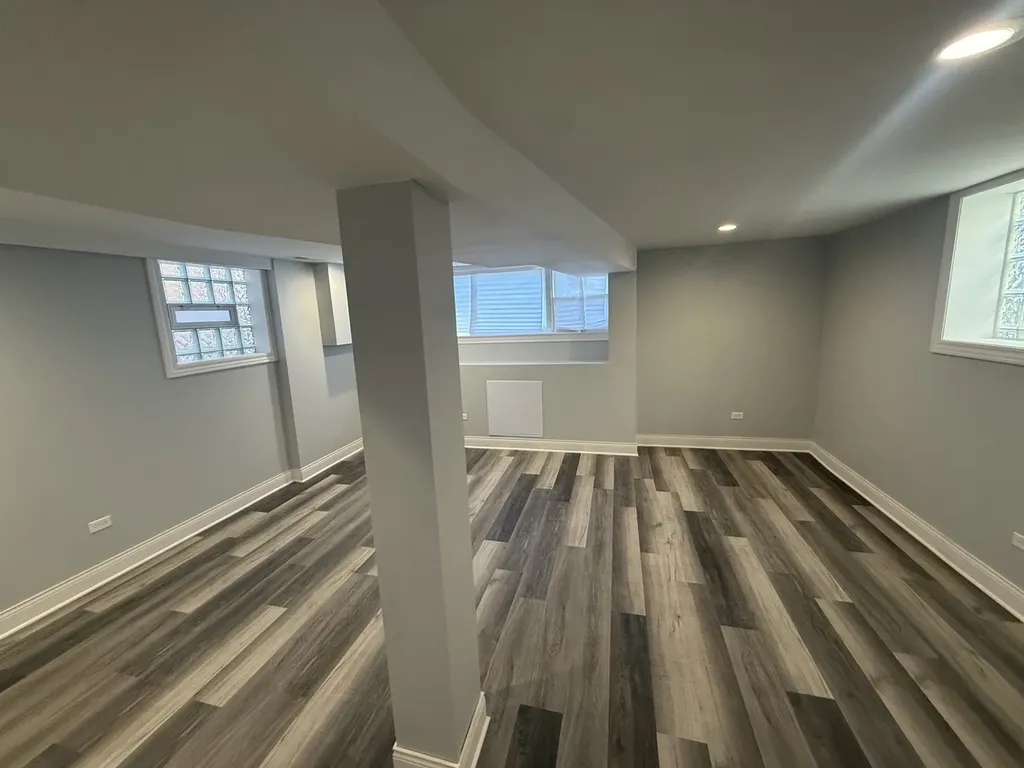 1234 West 97th Place Chicago IL 60643