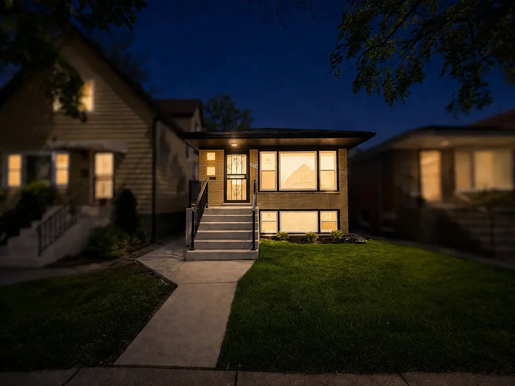 1234 West 97th Place Chicago IL 60643