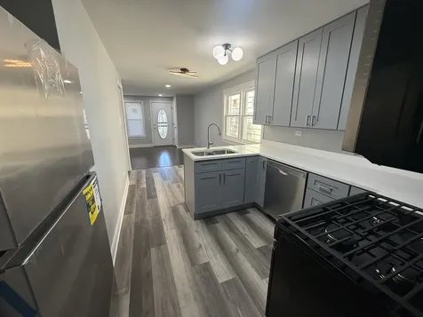 1234 West 97th Place Chicago IL 60643