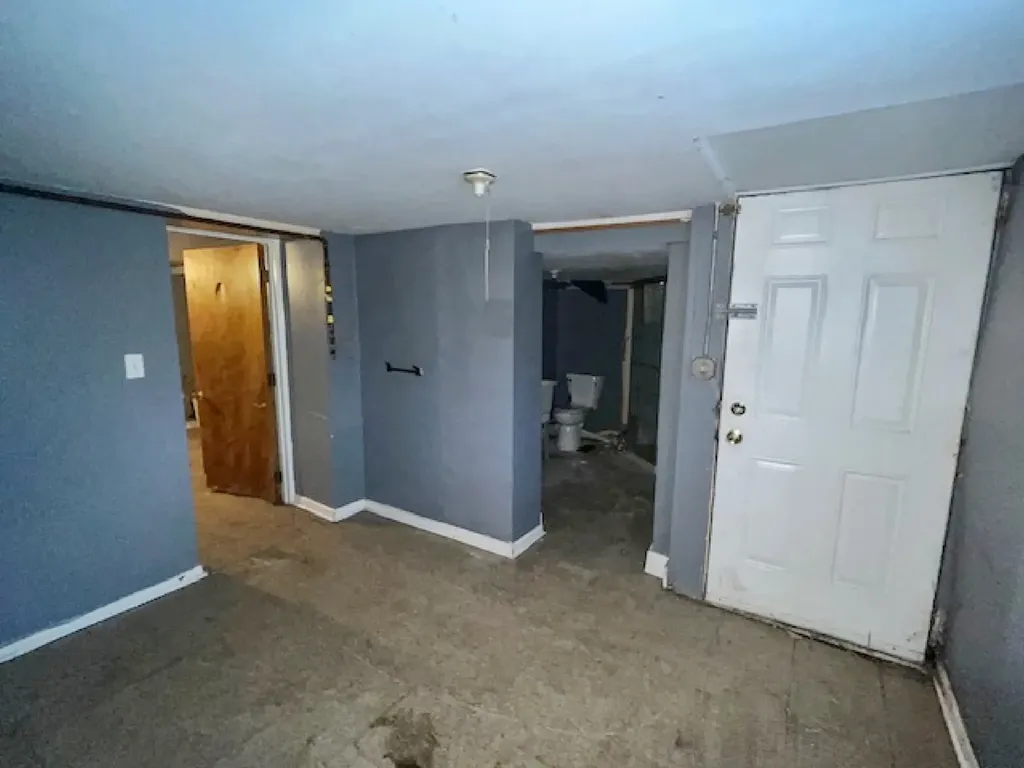 913 North Kedvale Avenue Chicago IL 60651