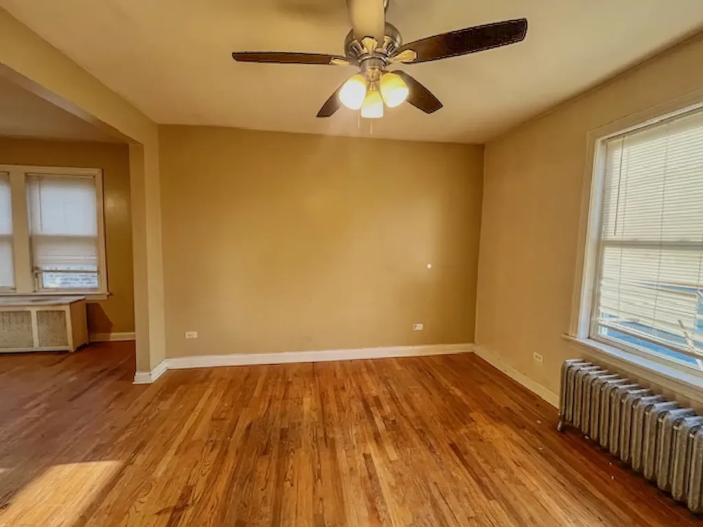 913 North Kedvale Avenue Chicago IL 60651