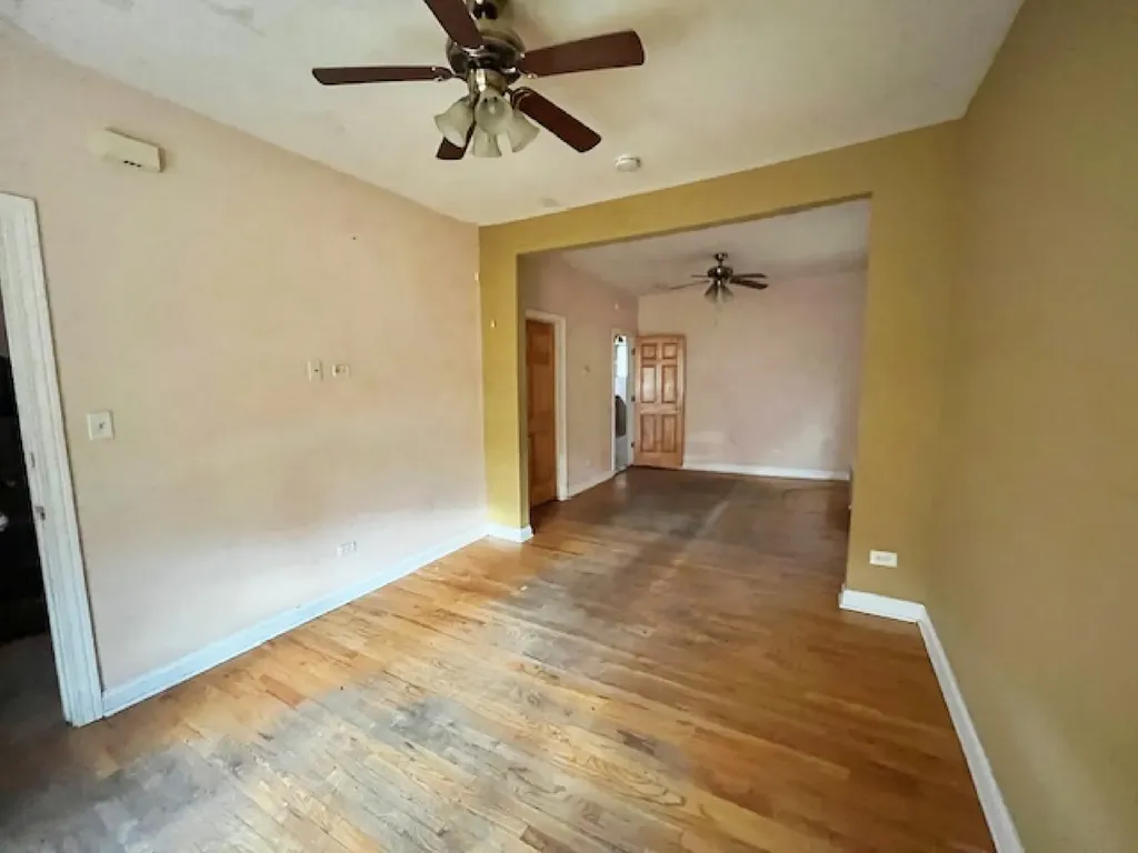 913 North Kedvale Avenue Chicago IL 60651