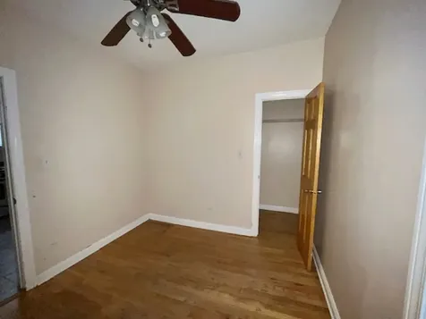 913 North Kedvale Avenue Chicago IL 60651