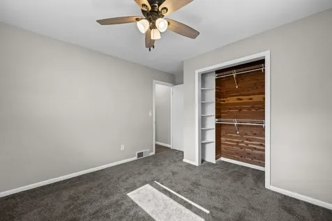 501 38TH Street Moline IL 61265