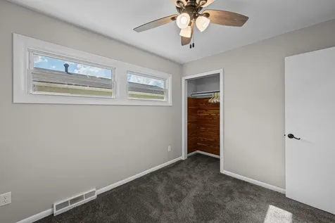 501 38TH Street Moline IL 61265