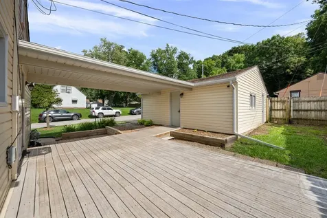 501 38TH Street Moline IL 61265