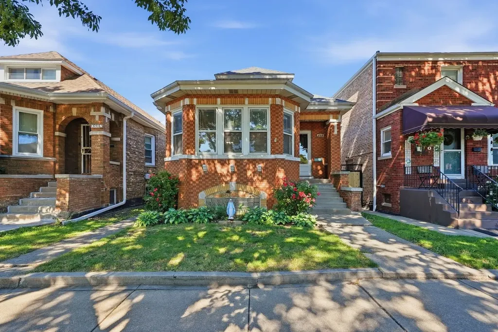 6514 South Kedvale Avenue Chicago IL 60629