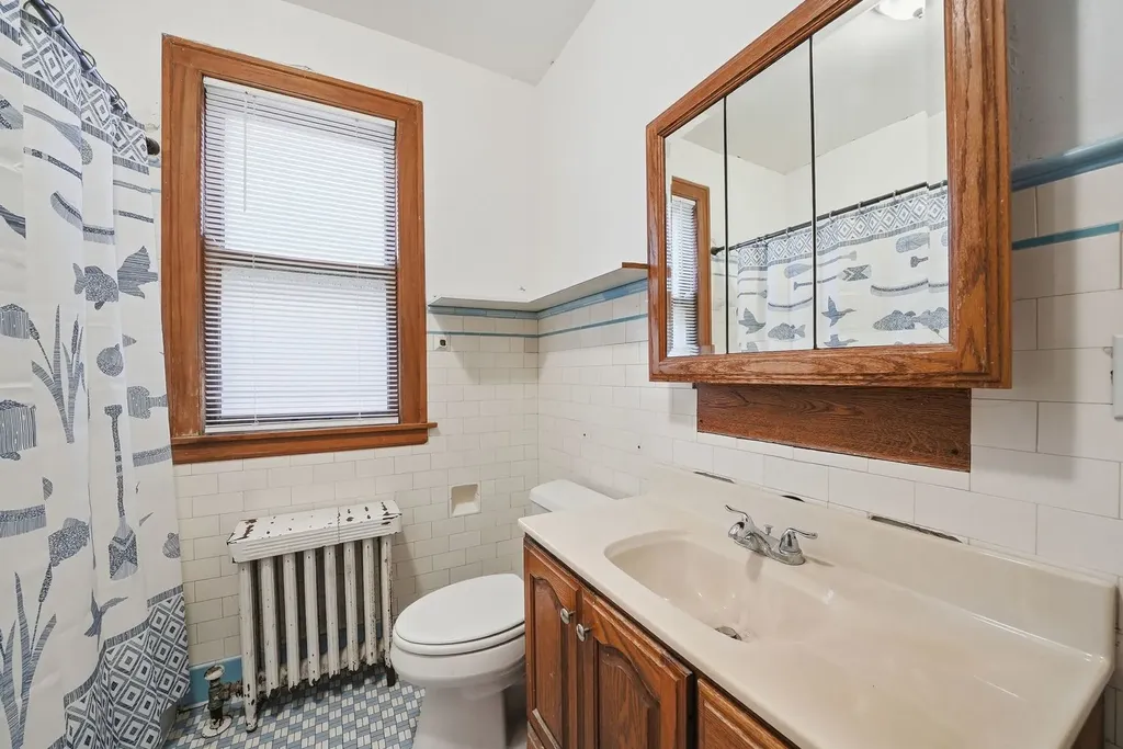 6514 South Kedvale Avenue Chicago IL 60629