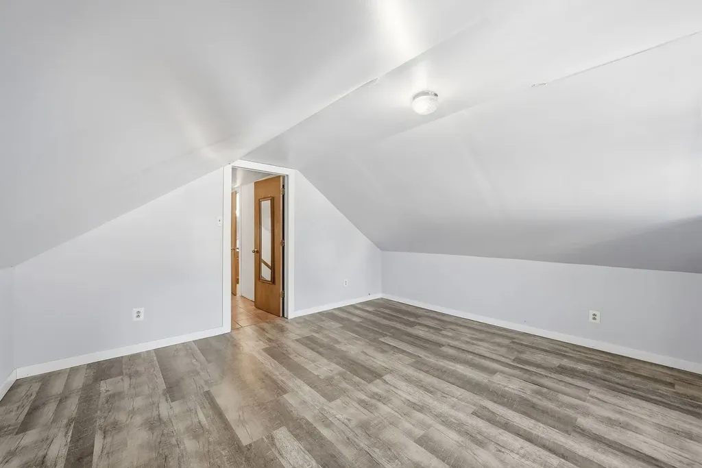 6514 South Kedvale Avenue Chicago IL 60629