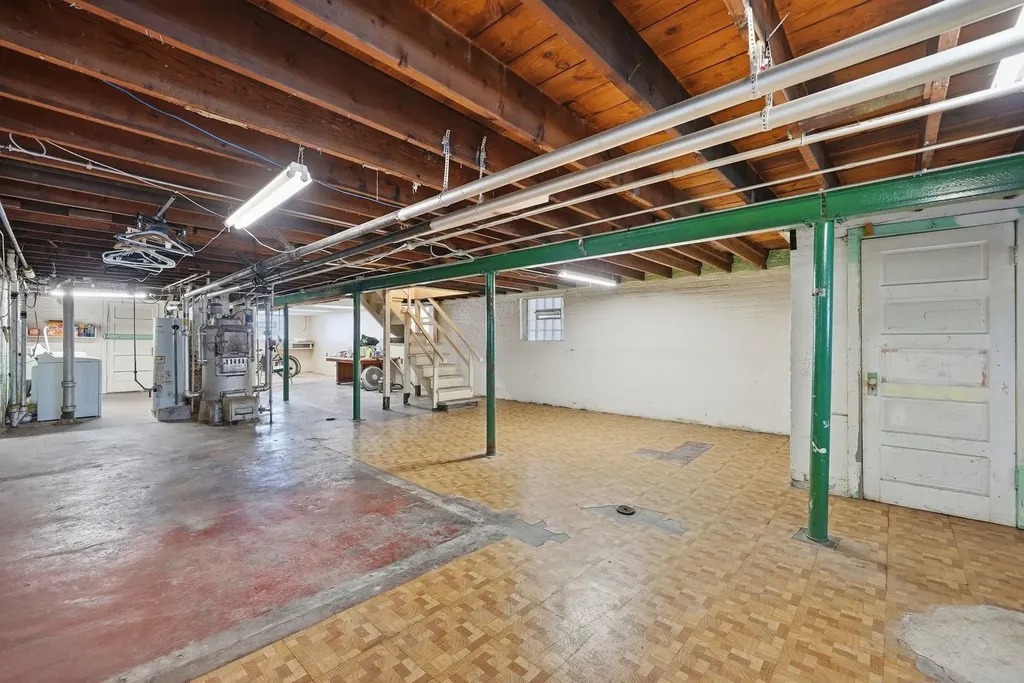 6514 South Kedvale Avenue Chicago IL 60629