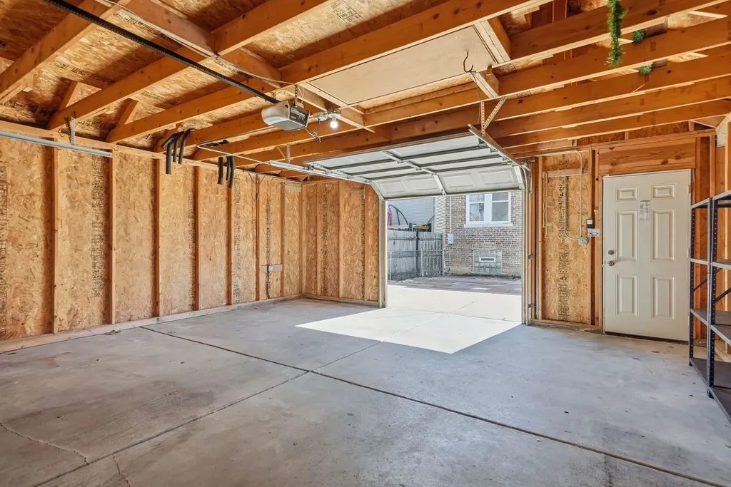6514 South Kedvale Avenue Chicago IL 60629