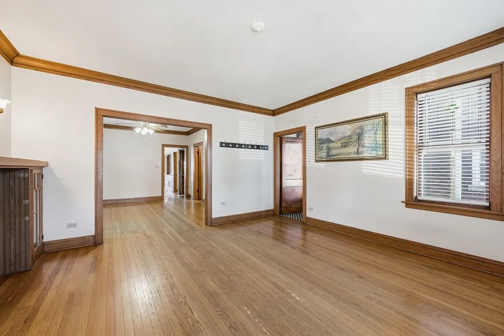 6514 South Kedvale Avenue Chicago IL 60629