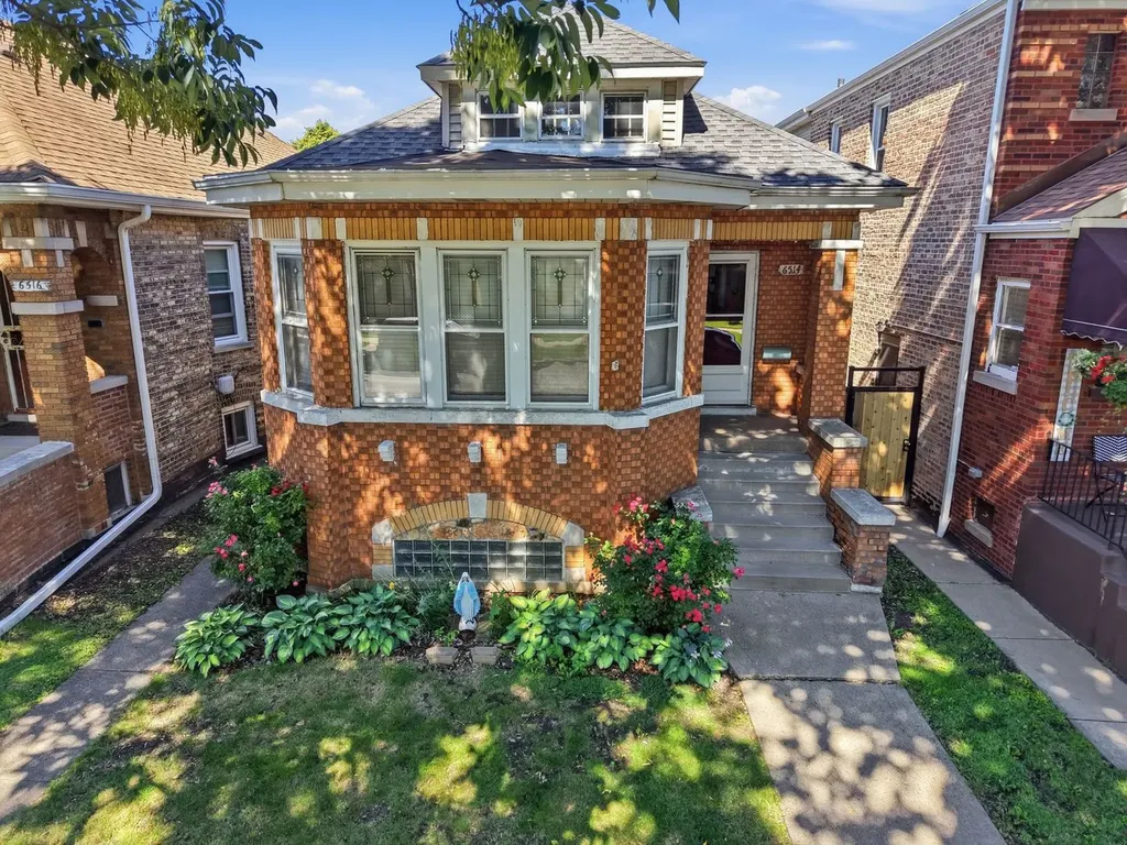 6514 South Kedvale Avenue Chicago IL 60629