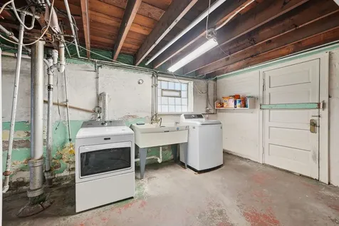 6514 South Kedvale Avenue Chicago IL 60629