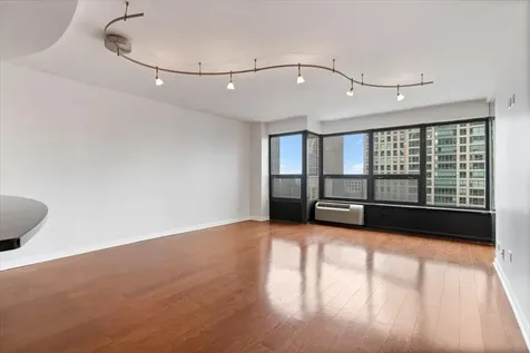 30 East Huron Street Chicago IL 60611