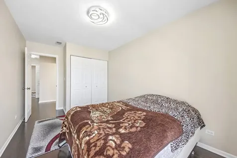 673 East Fountainview Drive Mundelein IL 60060