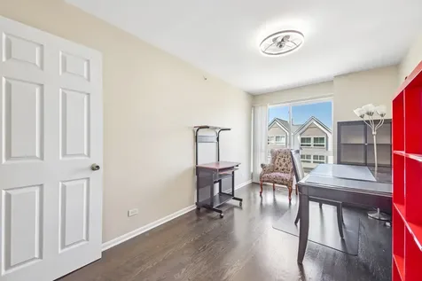 673 East Fountainview Drive Mundelein IL 60060