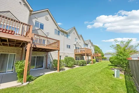673 East Fountainview Drive Mundelein IL 60060