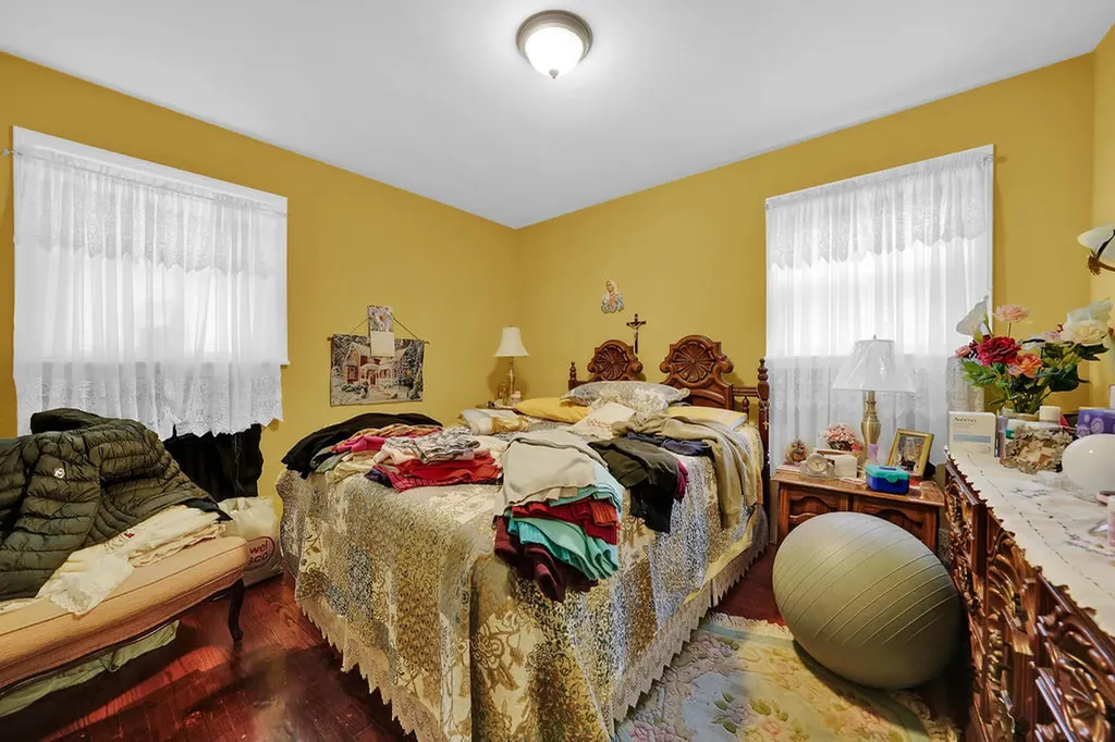 6228 South Menard Avenue Chicago IL 60638