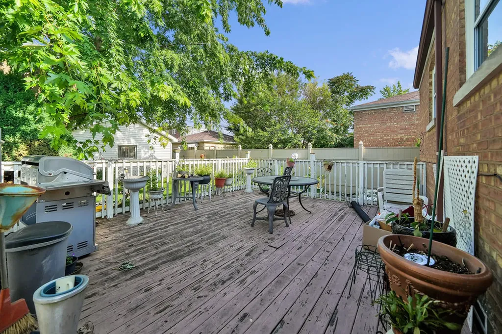 6228 South Menard Avenue Chicago IL 60638